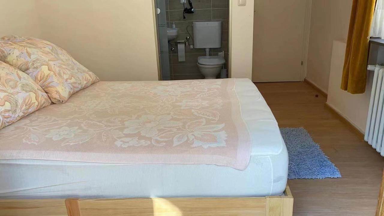 Goldner Stern Kaub Apartment ภายนอก รูปภาพ