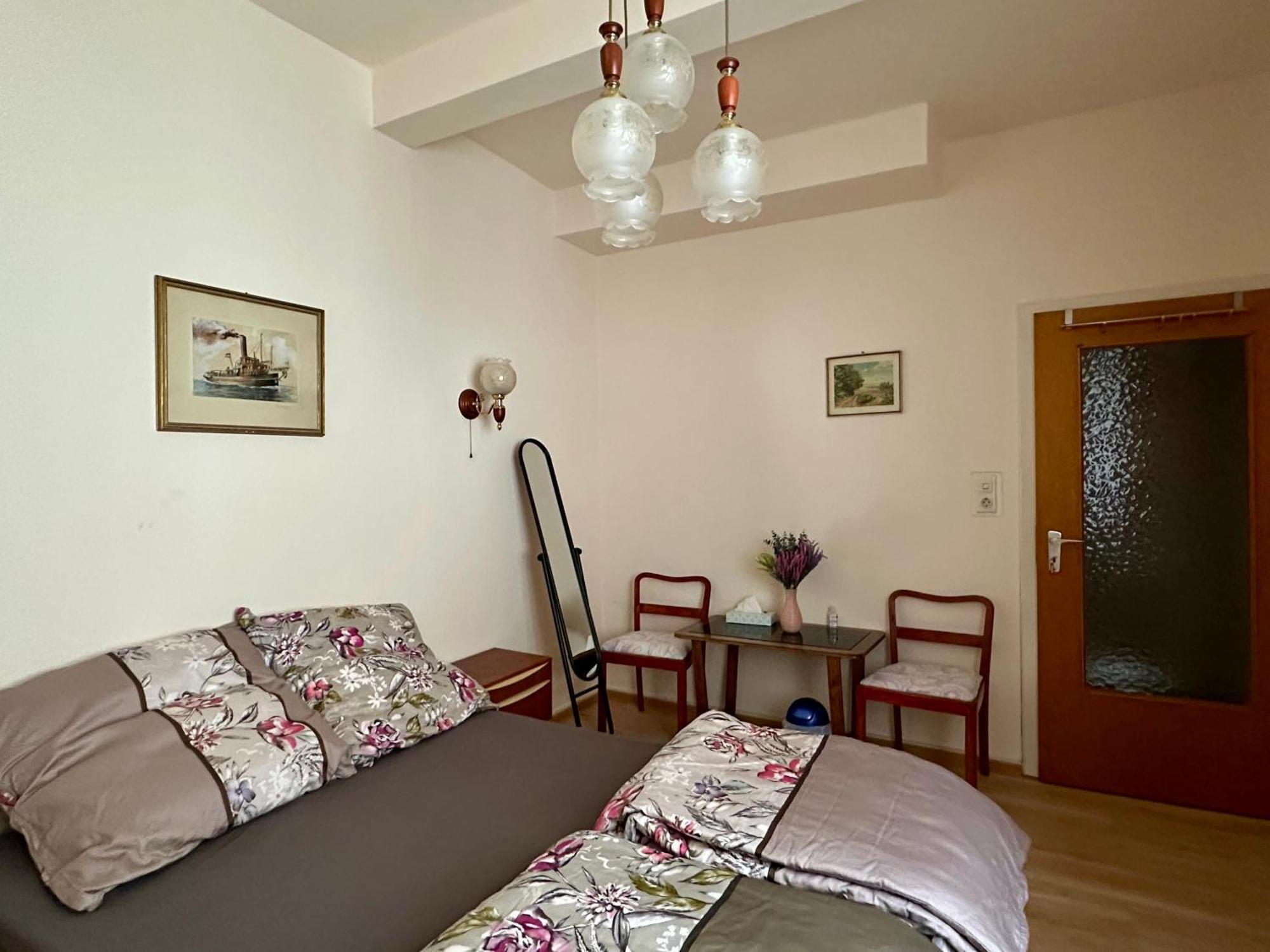 Goldner Stern Kaub Apartment ภายนอก รูปภาพ